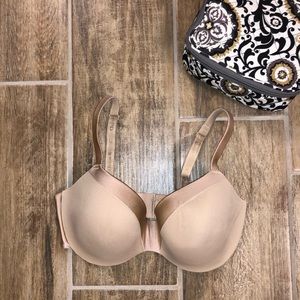 Chantelle nude underwire padded bra 32 DDD
